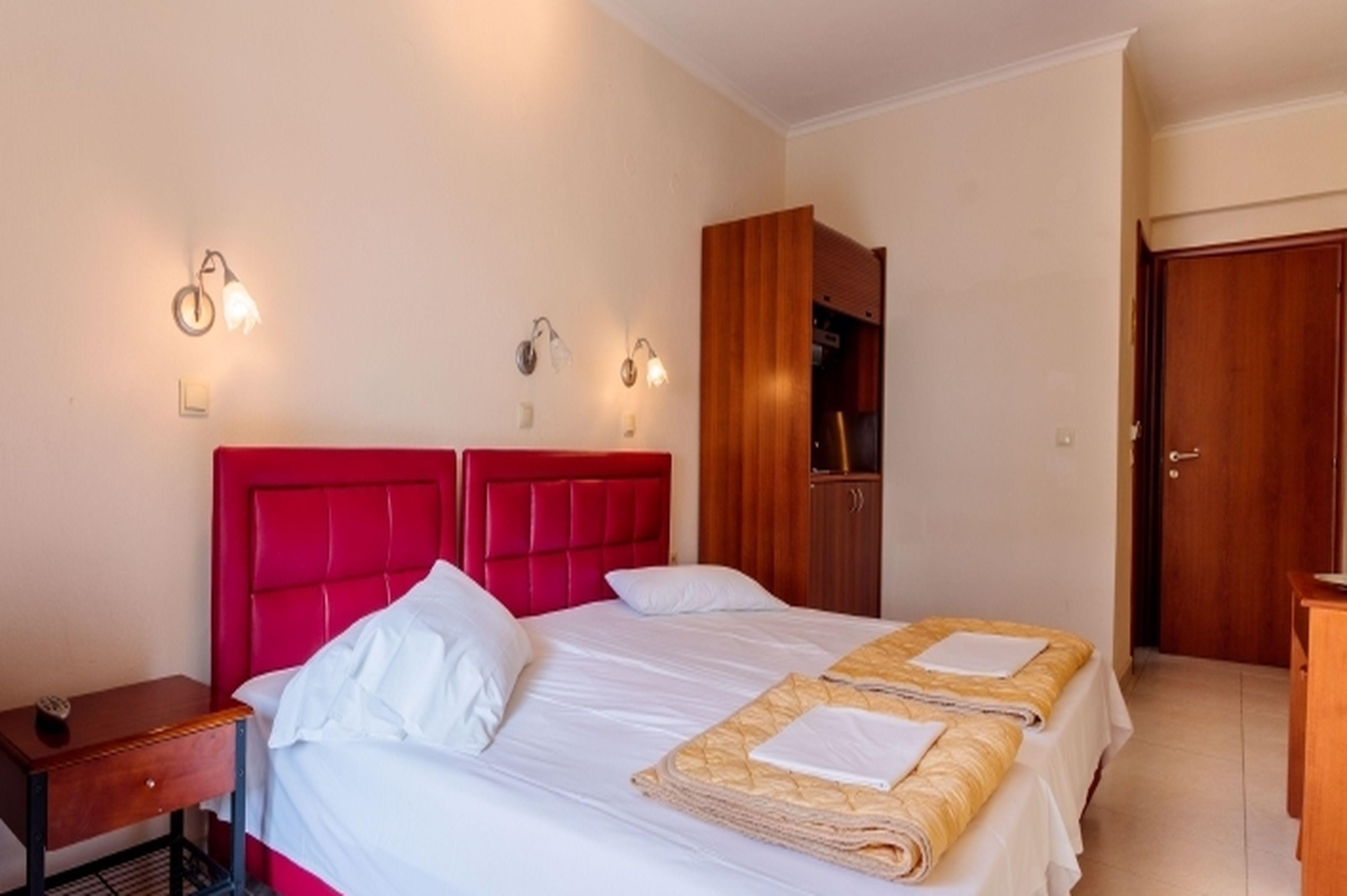 Christina Hotel Olympiakí Aktí Ngoại thất bức ảnh