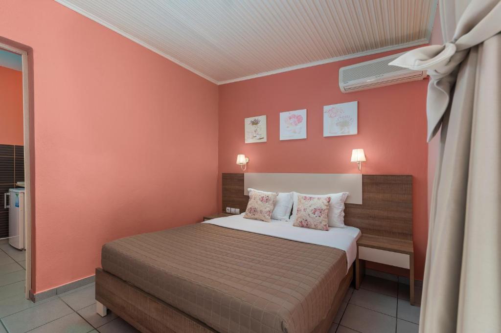 Christina Hotel Olympiakí Aktí Ngoại thất bức ảnh