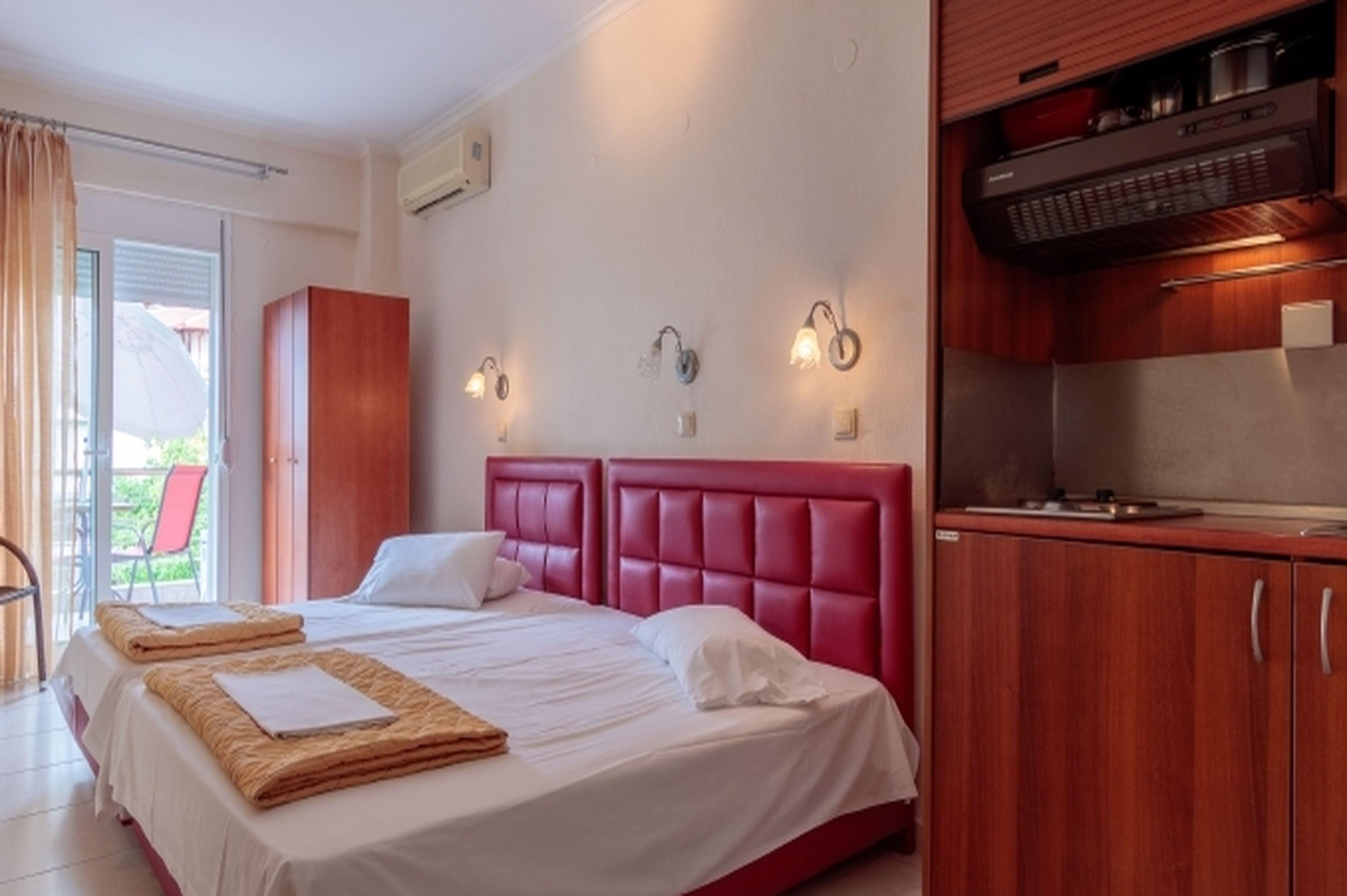 Christina Hotel Olympiakí Aktí Ngoại thất bức ảnh